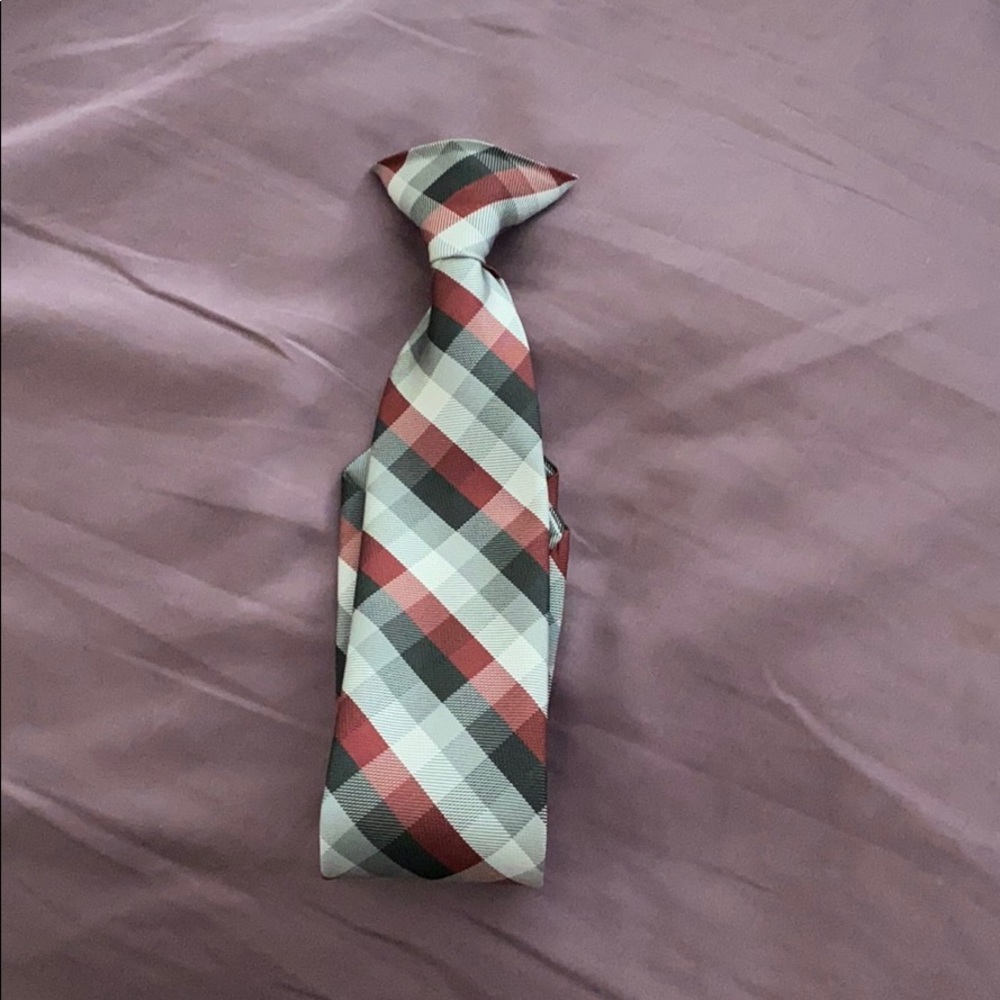 Boys clip on tie